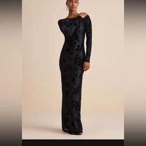 Long sleeve maxi velvet dress